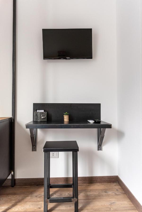 Officina Rooms Como Exterior photo