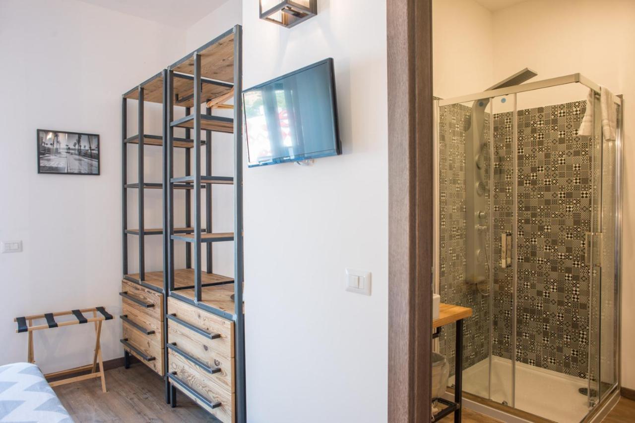 Officina Rooms Como Exterior photo